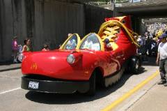 2006_ArtCar_3_Parade 177